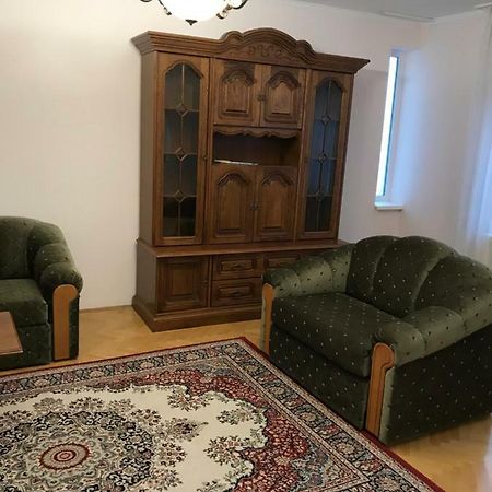 Gabor Pal 1 Apartman 2 Szoba Dunafoldvar Экстерьер фото