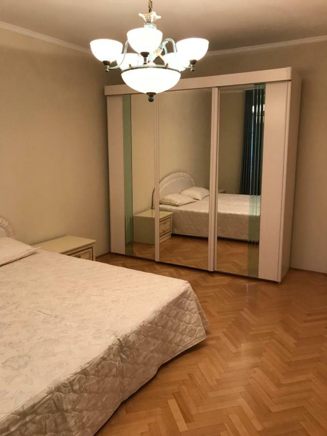 Gabor Pal 1 Apartman 2 Szoba Dunafoldvar Экстерьер фото